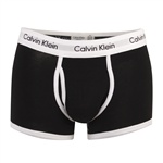 Calvin Klein 365 Cotton Stretch Trunk. Hyvännäköiset Calvin Klein –alushousut.

Materiaali: 96% puuvillaa, 4% lycraa.
Pestään 40 asteessa.
