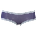 Calvin Klein Ultra Low Rise Hipster. Ohuet hipster –malliset pikkuhousut, joissa pitsiä.
 
Materiaali: 82% nylonia, 18% elastaania.
Pesu 30 a...